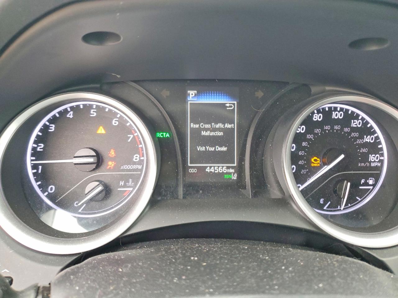 2021 TOYOTA CAMRY LE photo 9