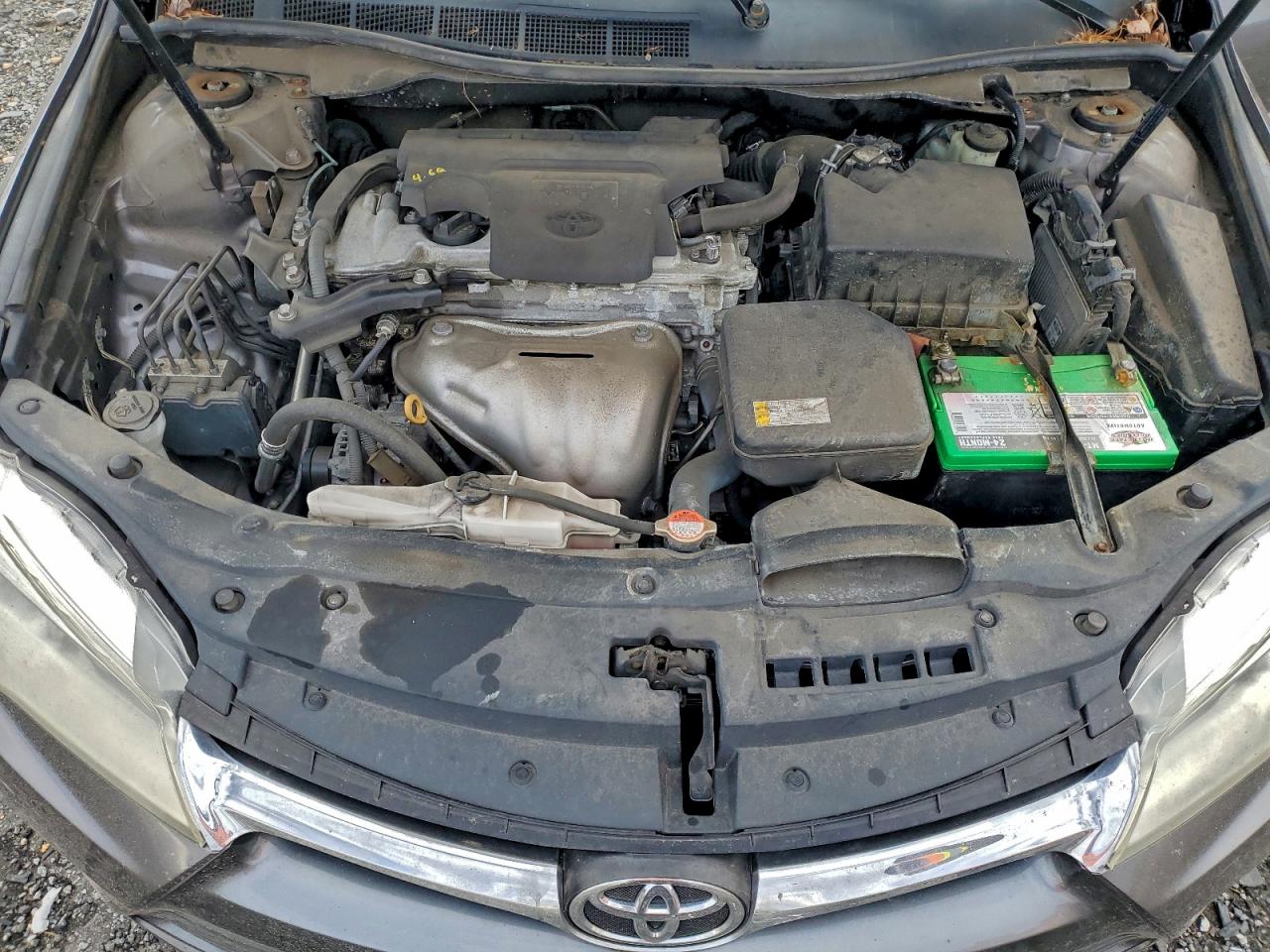 2016 TOYOTA CAMRY LE photo 11