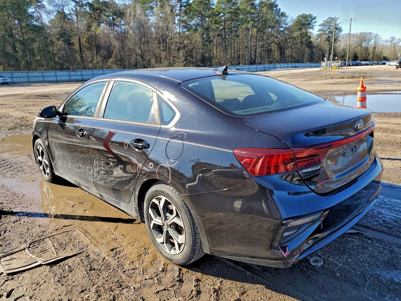 2019 KIA FORTE FE photo 2