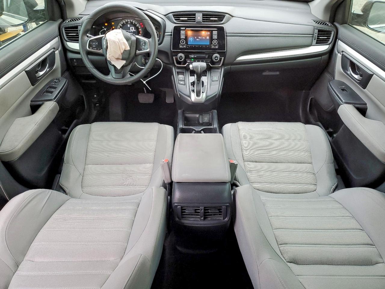 2017 HONDA CR-V LX photo 8