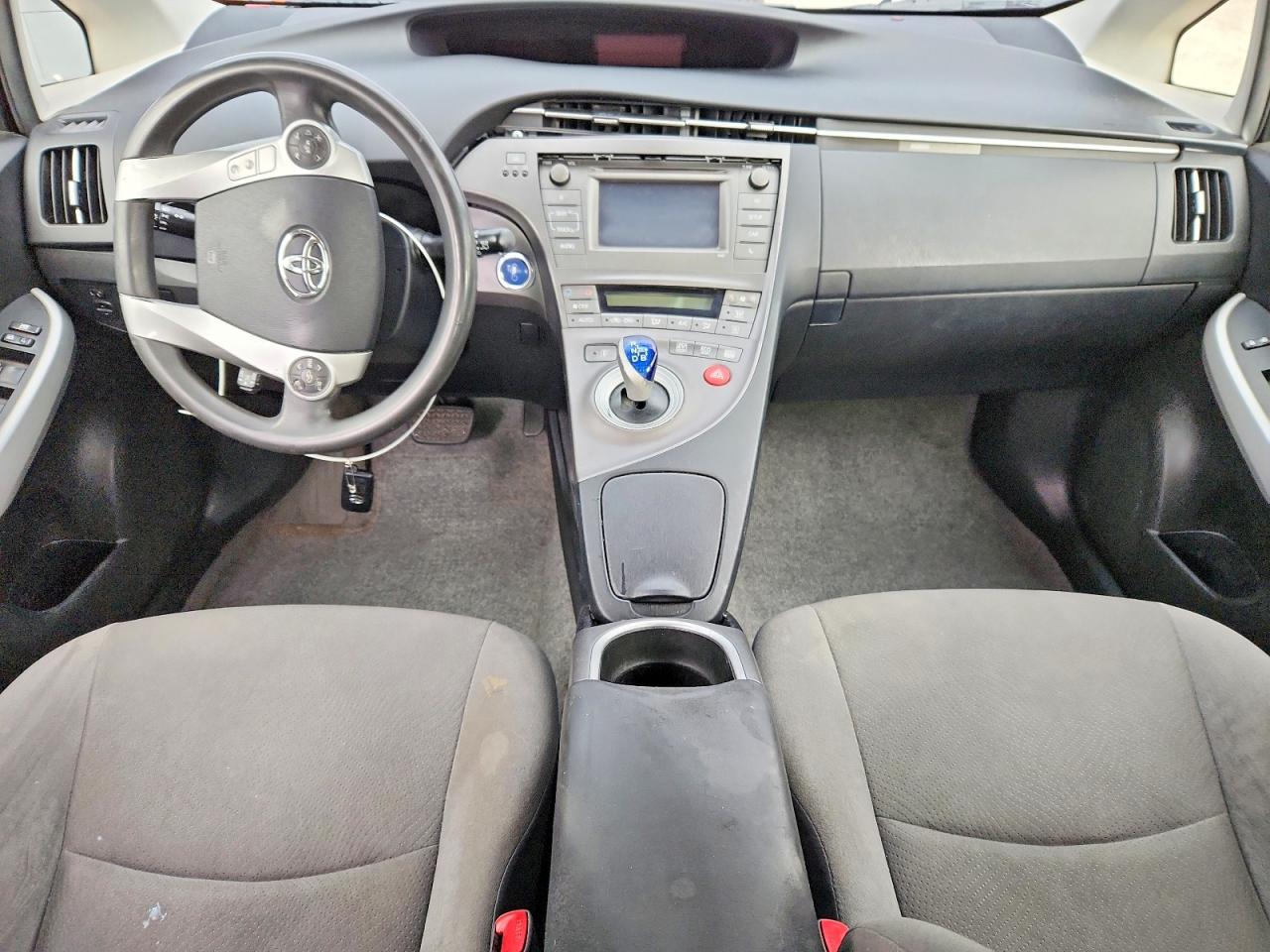 2012 TOYOTA PRIUS photo 8