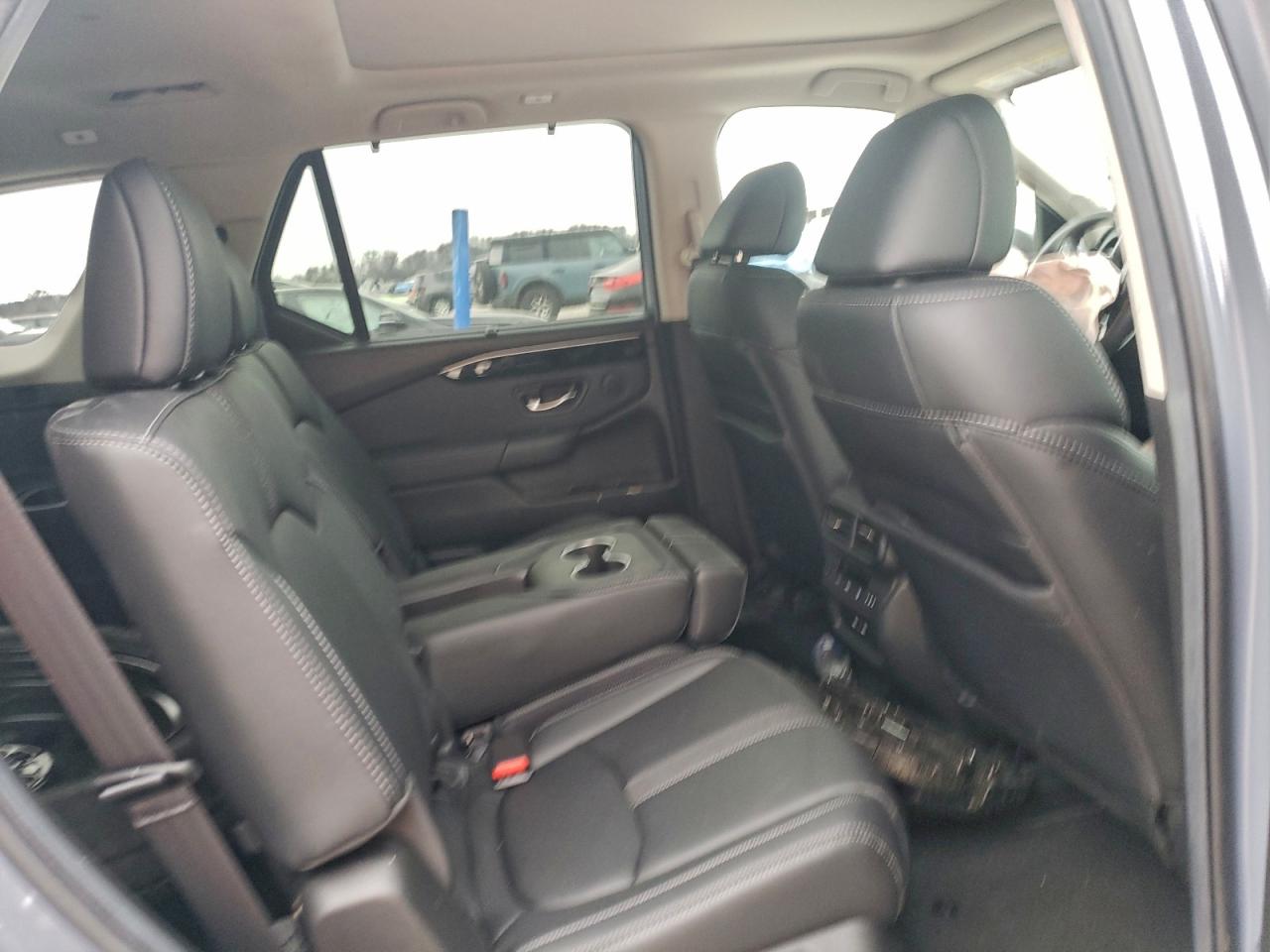 2025 HONDA PILOT TOURING photo 11