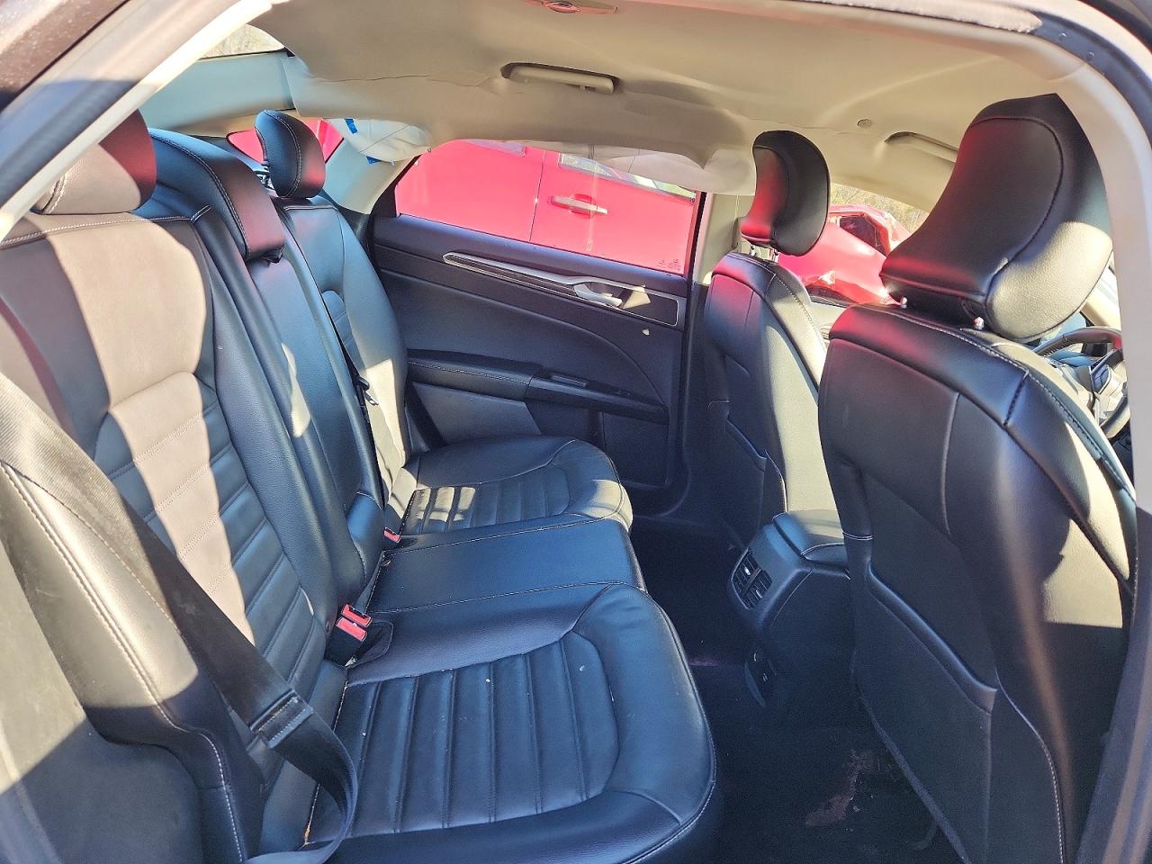 2017 FORD FUSION SE PHEV photo 10