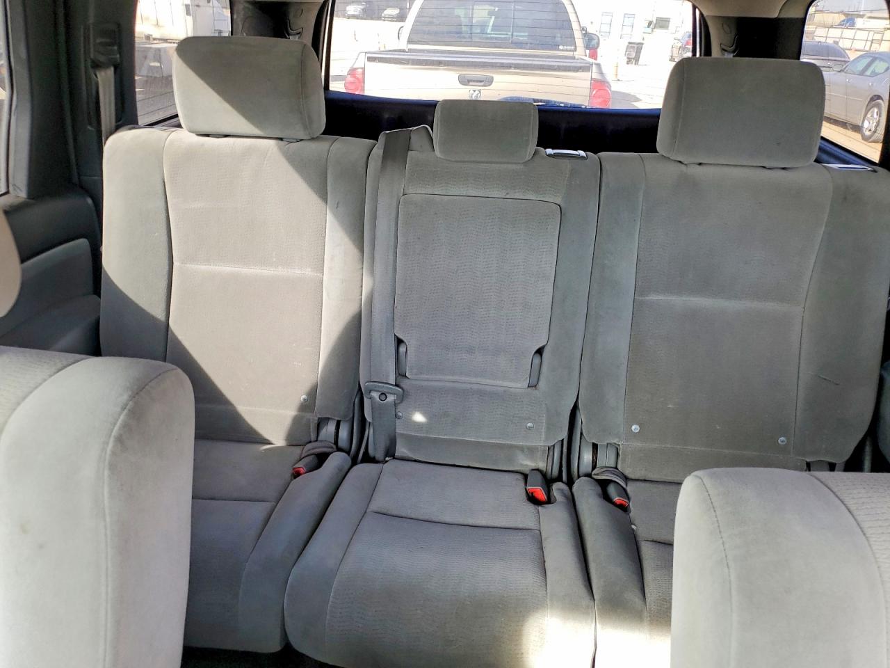 2011 TOYOTA SEQUOIA SR5 photo 10