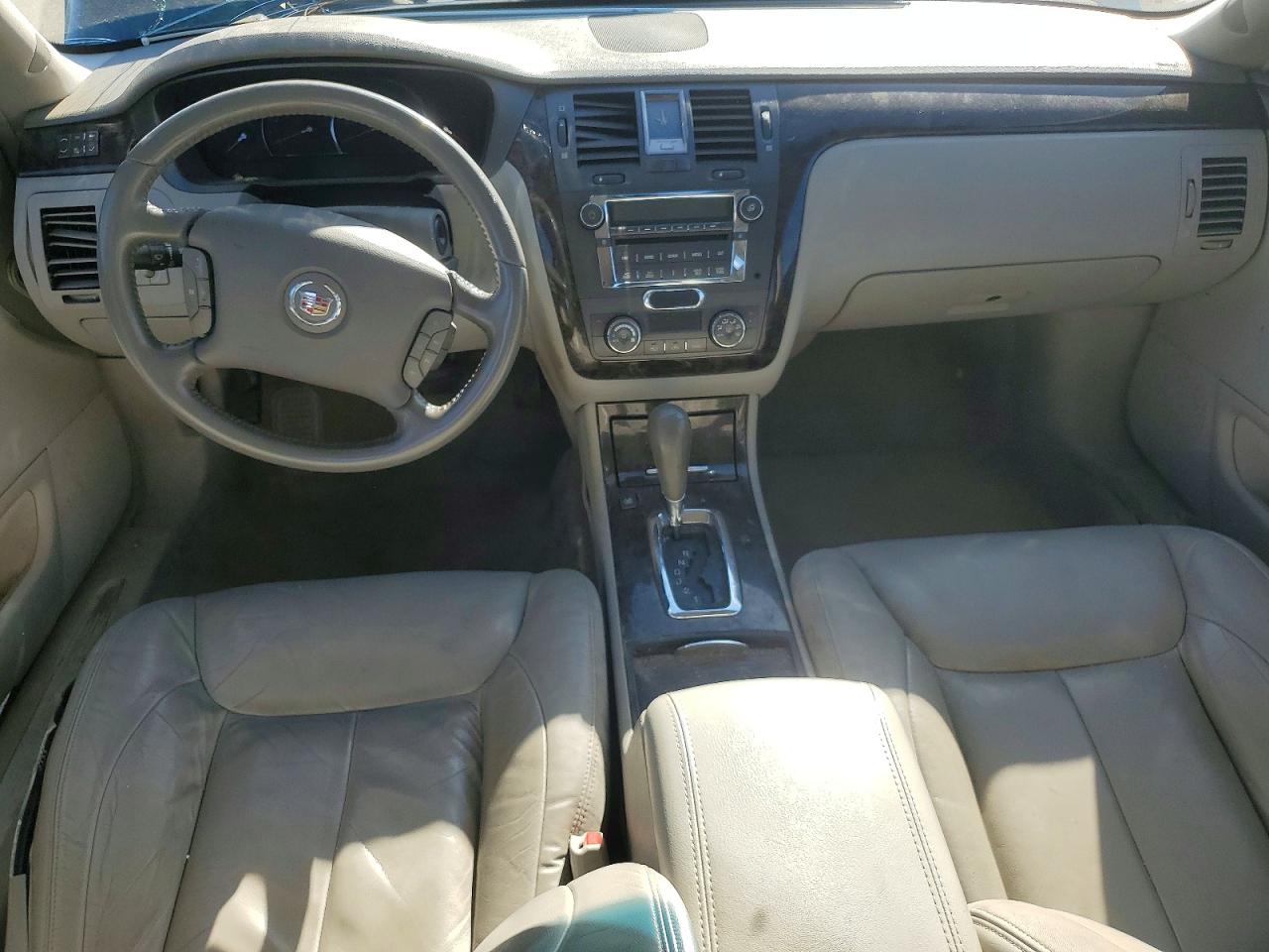 2008 CADILLAC DTS photo 8