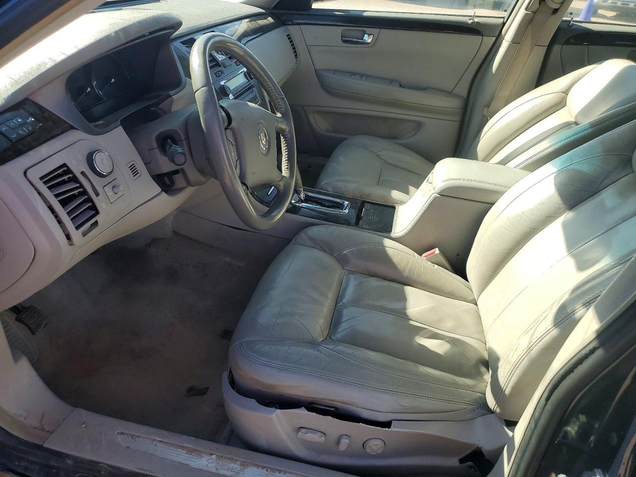 2008 CADILLAC DTS photo 7