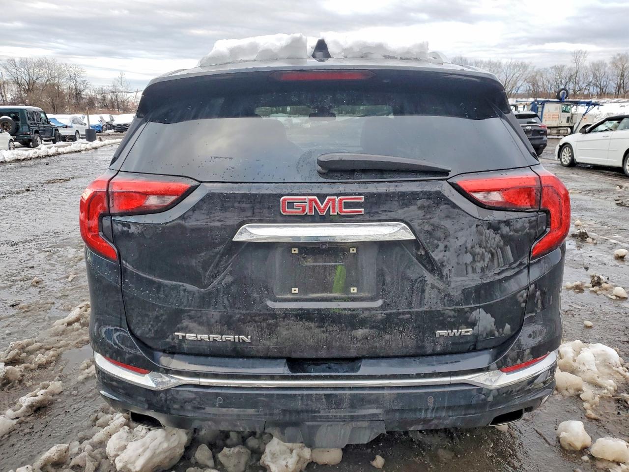 2018 GMC TERRAIN DENALI photo 6