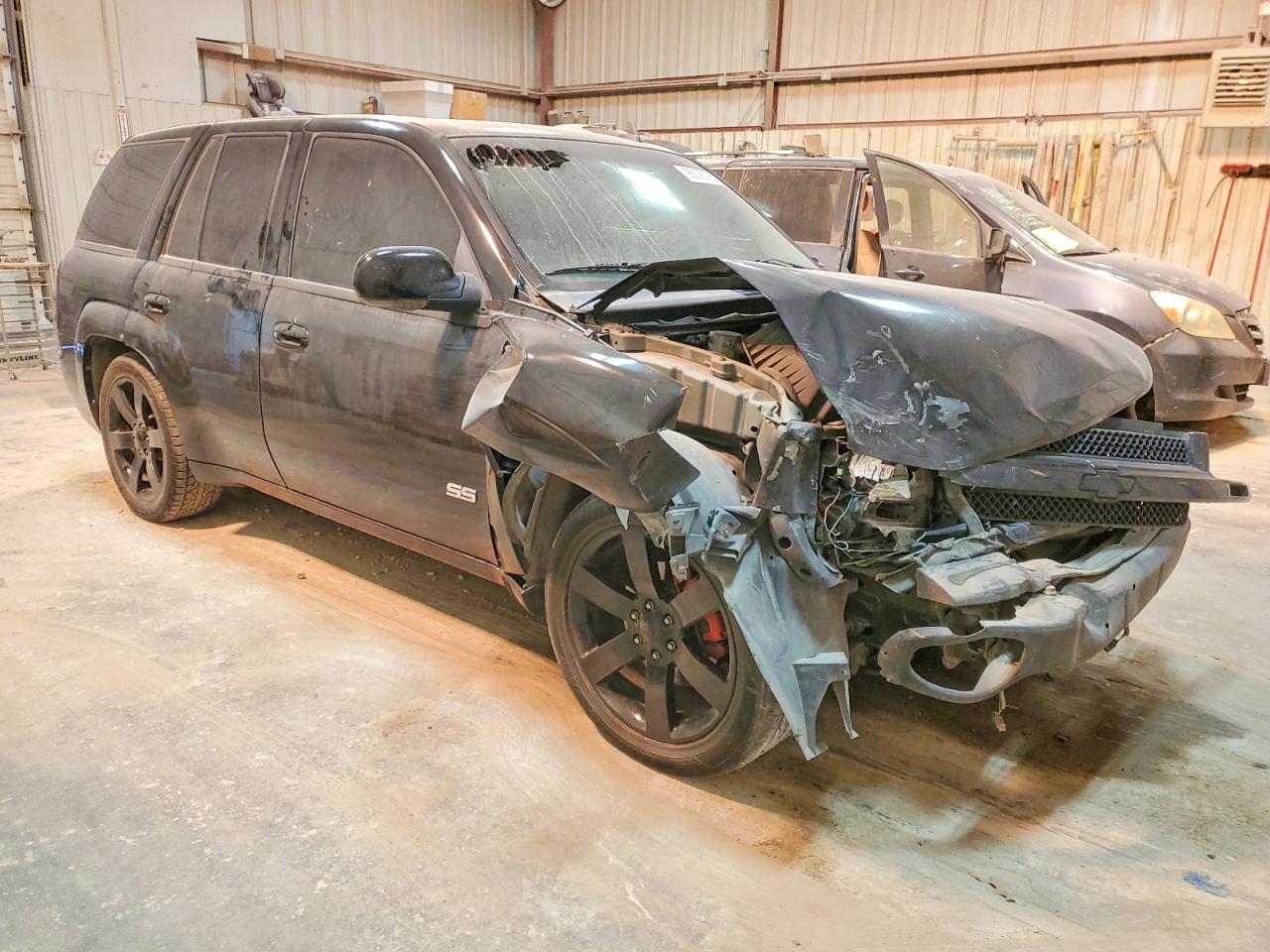 2006 CHEVROLET TRAILBLAZER SS photo 4