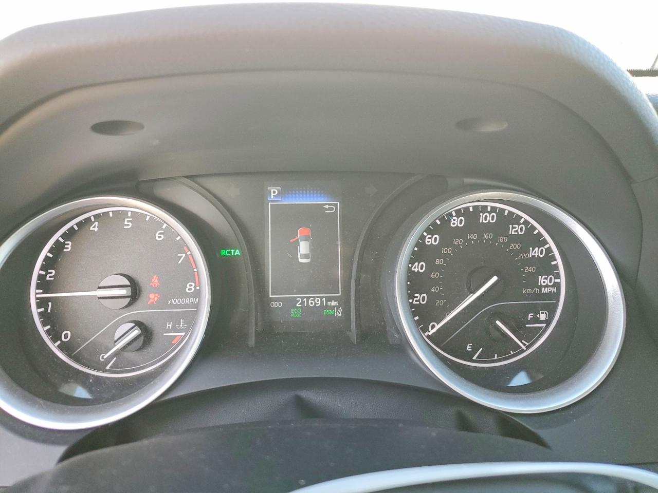 2024 TOYOTA CAMRY LE photo 9
