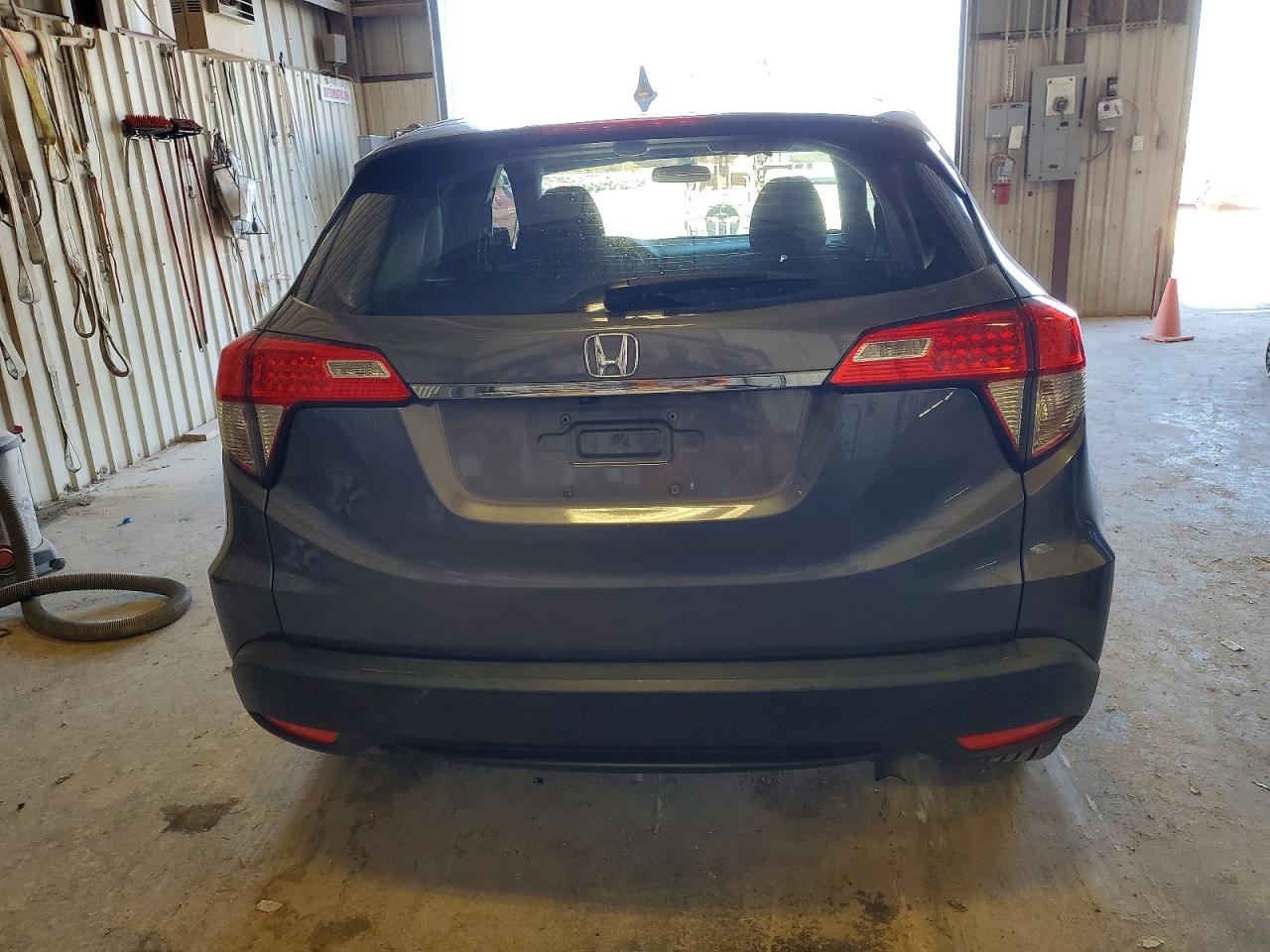 2019 HONDA HR-V LX photo 6