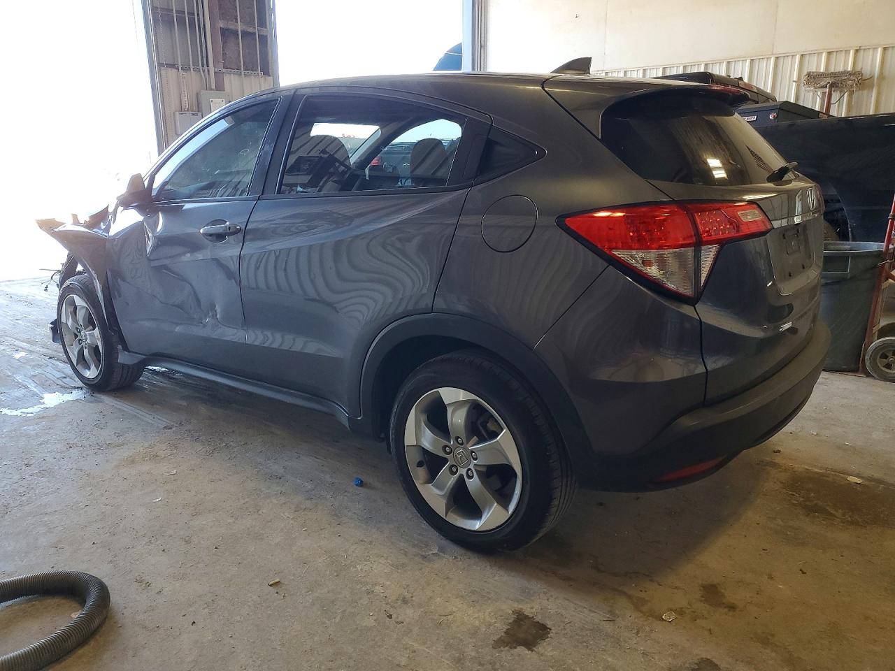 2019 HONDA HR-V LX photo 2