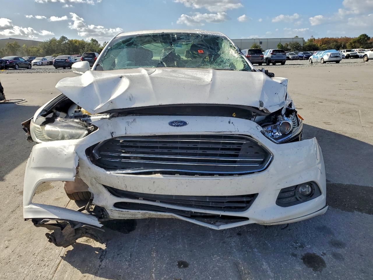 2013 FORD FUSION SE photo 5