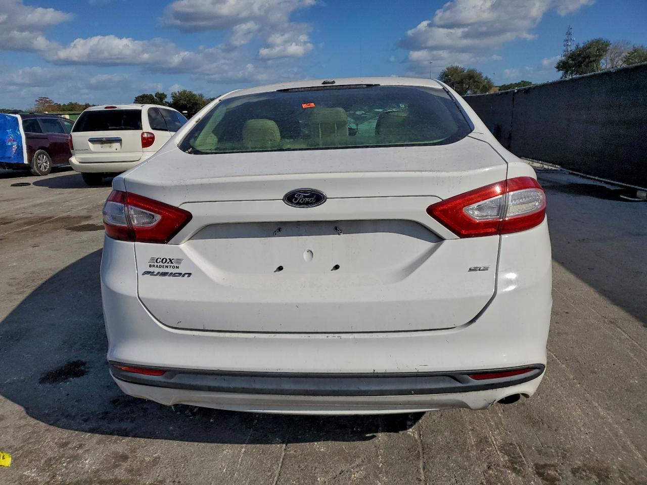 2013 FORD FUSION SE photo 6