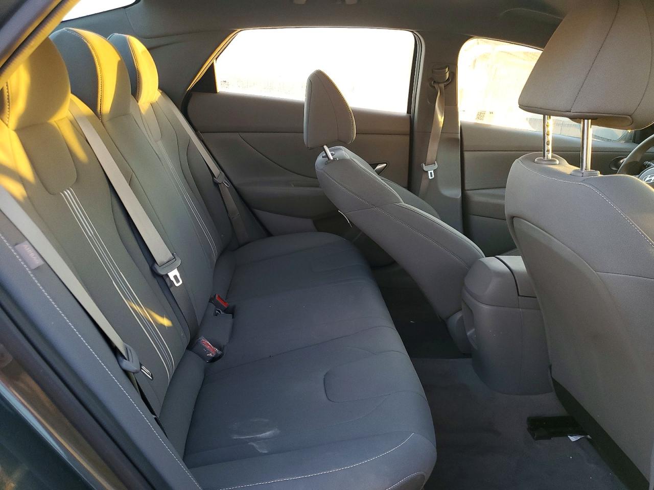 2024 HYUNDAI ELANTRA SEL photo 10