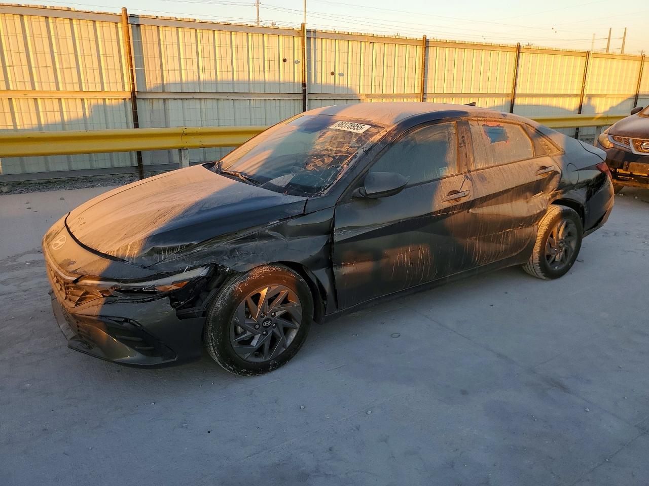 2024 HYUNDAI ELANTRA