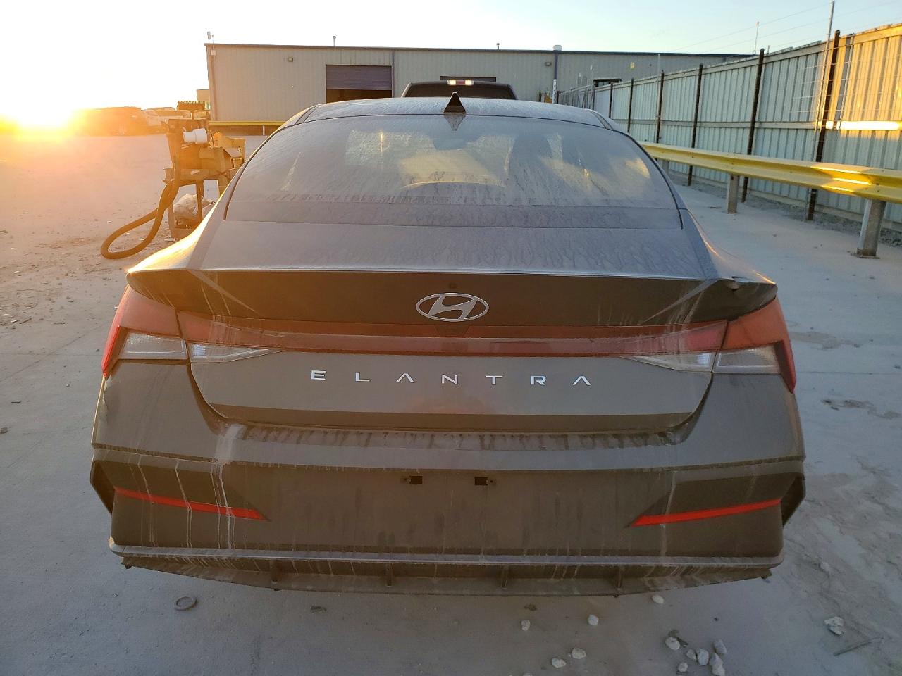 2024 HYUNDAI ELANTRA SEL photo 6