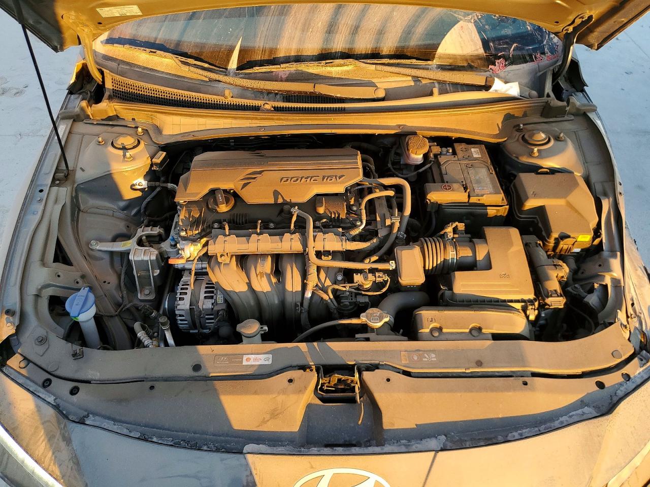 2024 HYUNDAI ELANTRA SEL photo 11