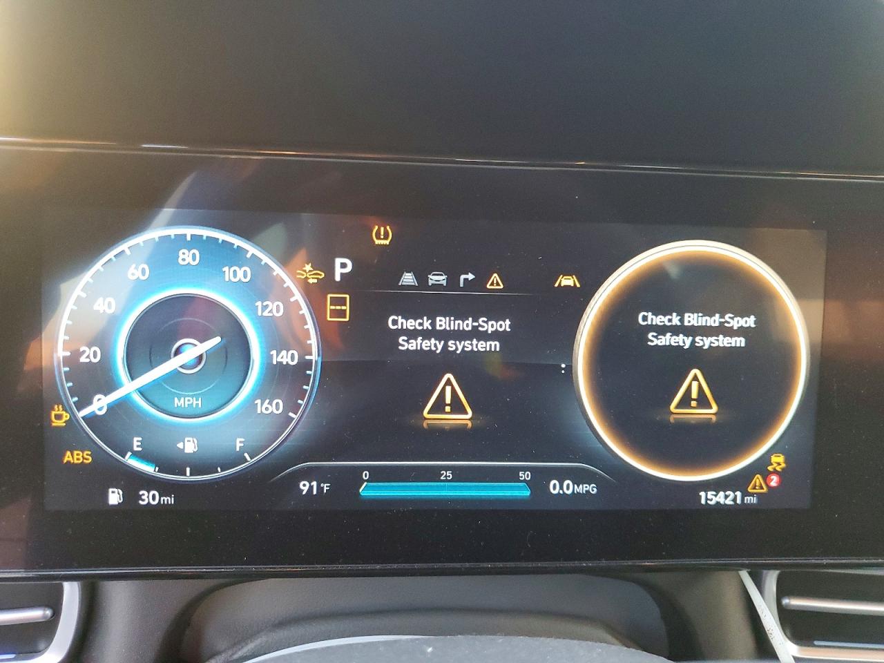 2024 HYUNDAI ELANTRA SEL photo 9