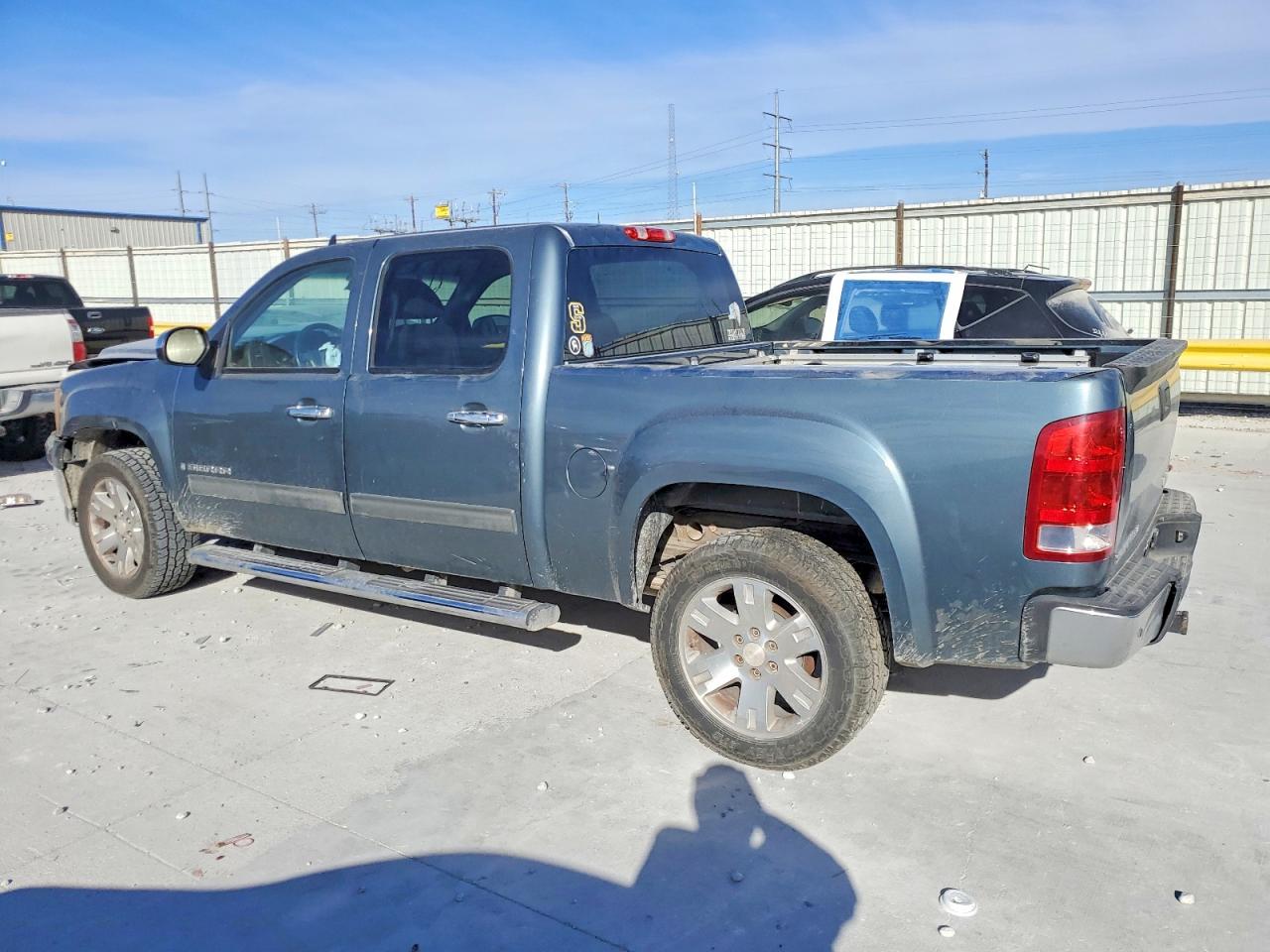 2008 GMC SIERRA C1500 photo 2