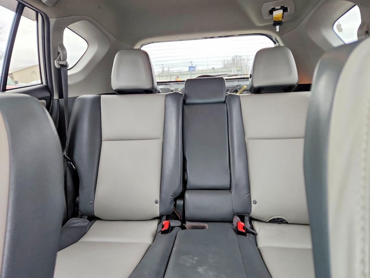 2015 TOYOTA RAV4 LIMITED photo 10