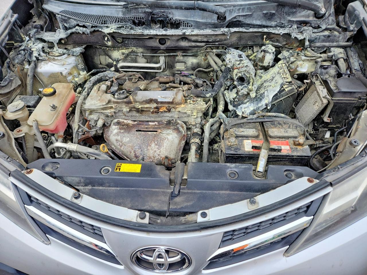 2015 TOYOTA RAV4 LIMITED photo 12