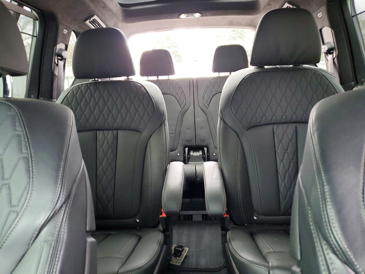2020 BMW X7 M50I photo 10
