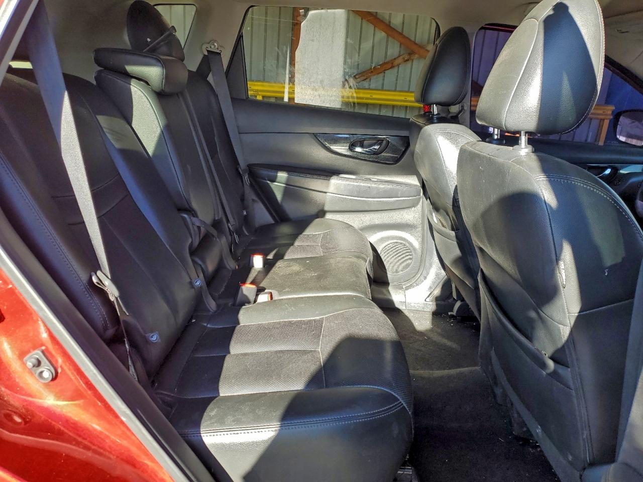 2019 NISSAN ROGUE S photo 11