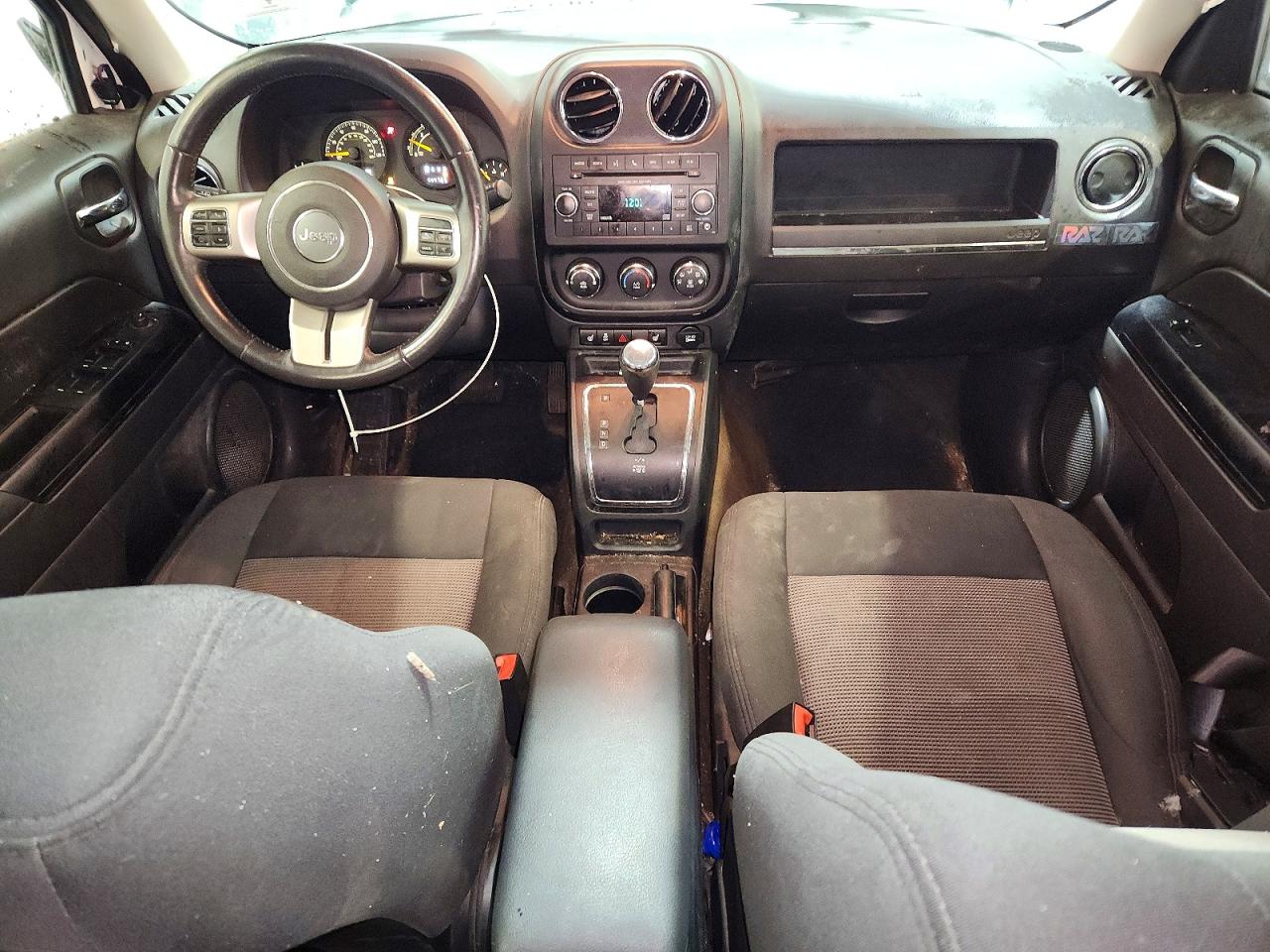 2014 JEEP PATRIOT LATITUDE photo 8