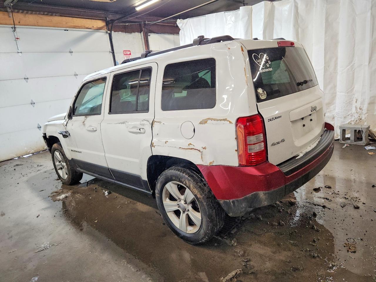 2014 JEEP PATRIOT LATITUDE photo 2