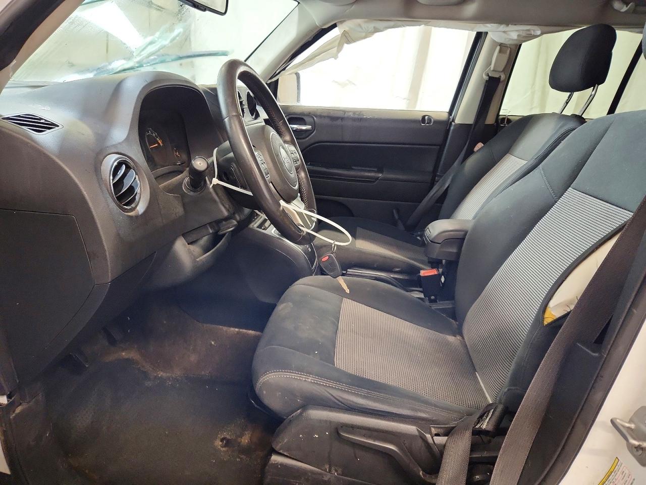 2014 JEEP PATRIOT LATITUDE photo 7