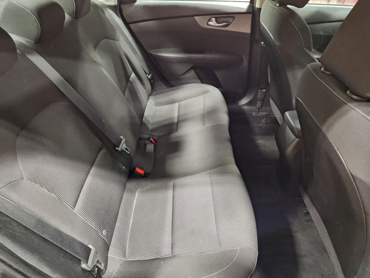 2019 KIA FORTE FE photo 19
