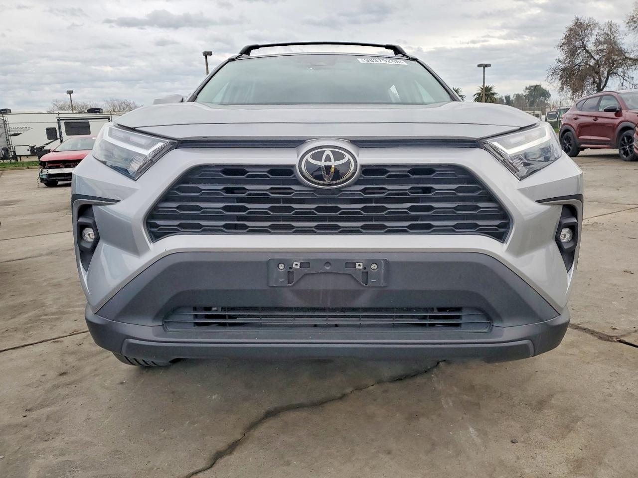2022 TOYOTA RAV4 XLE PREMIUM photo 5