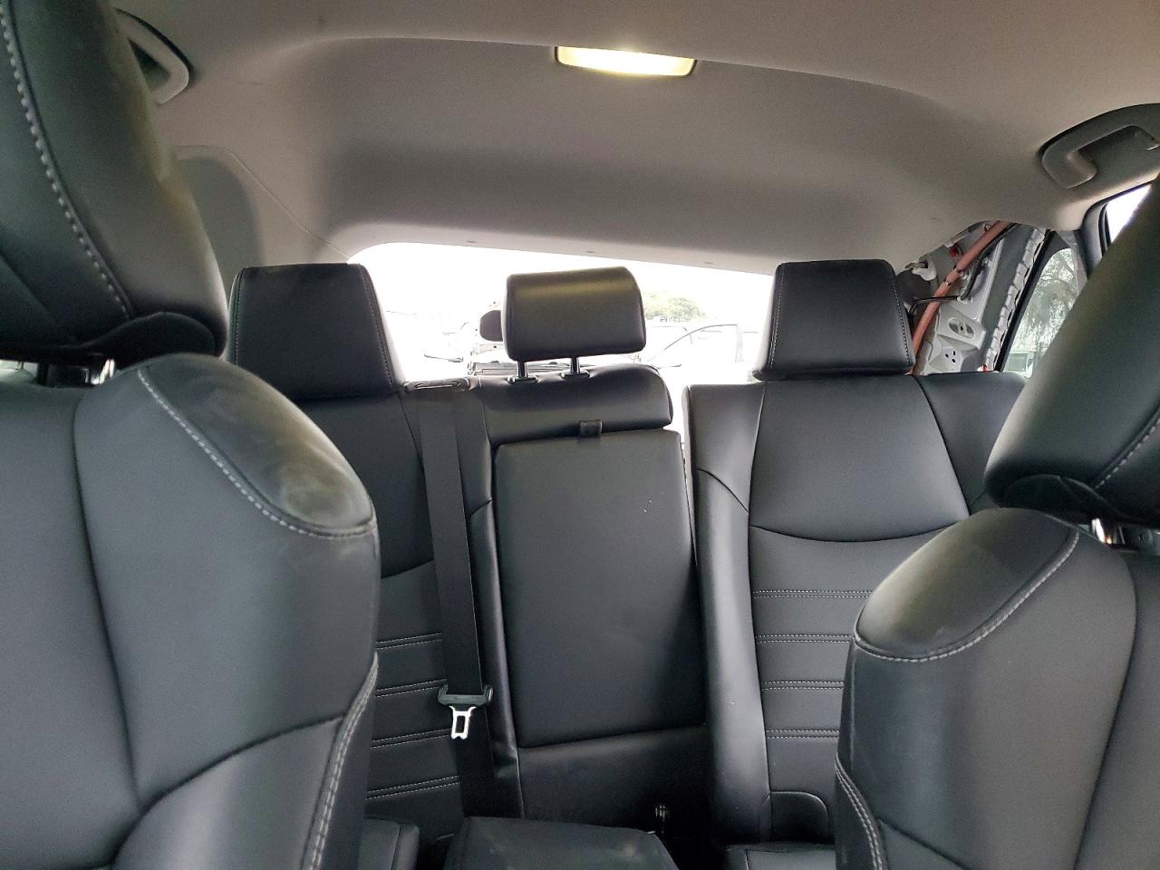 2022 TOYOTA RAV4 XLE PREMIUM photo 10