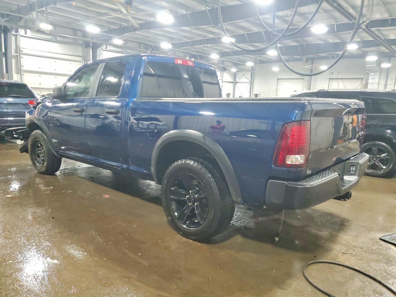 2021 RAM 1500 CLASSIC SLT photo 3