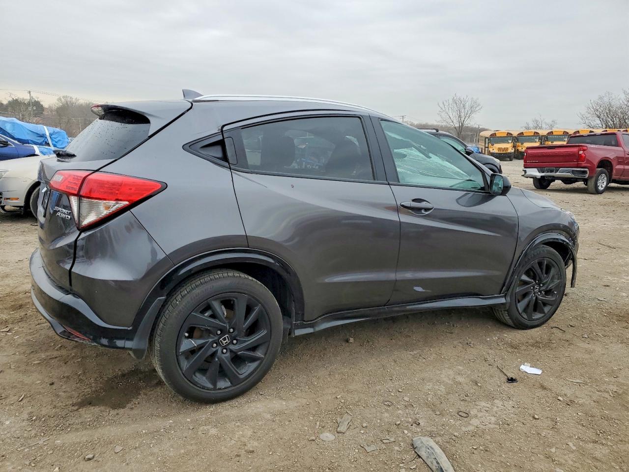 2021 HONDA HR-V SPORT photo 3