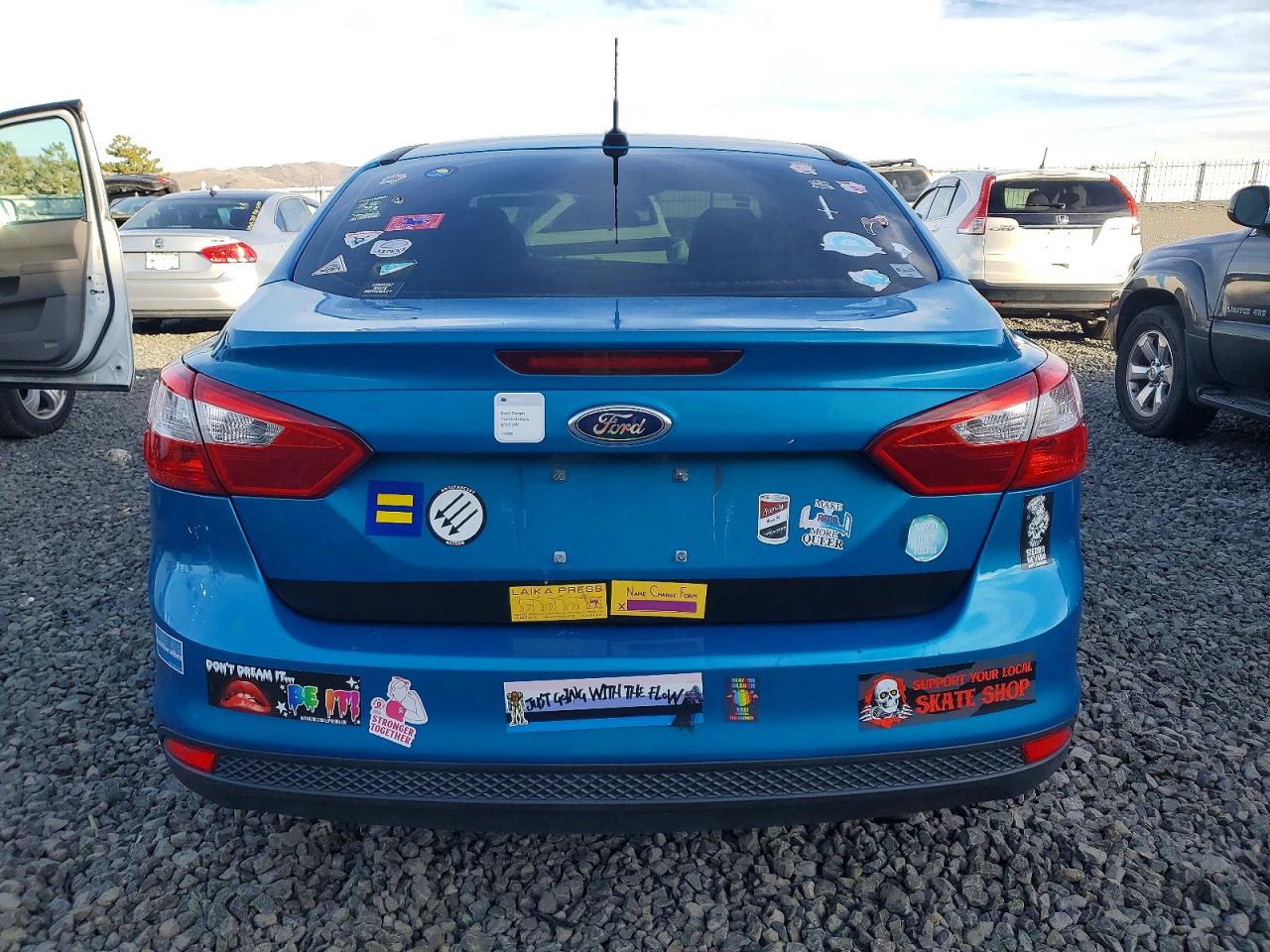 2013 FORD FOCUS SE photo 6