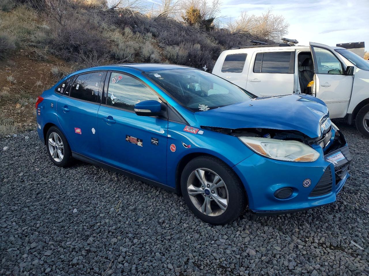 2013 FORD FOCUS SE photo 4