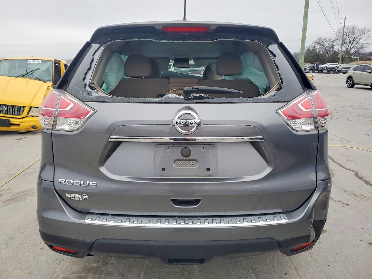2016 NISSAN ROGUE S photo 6