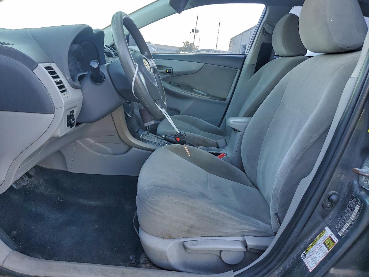 2010 TOYOTA COROLLA BASE photo 7