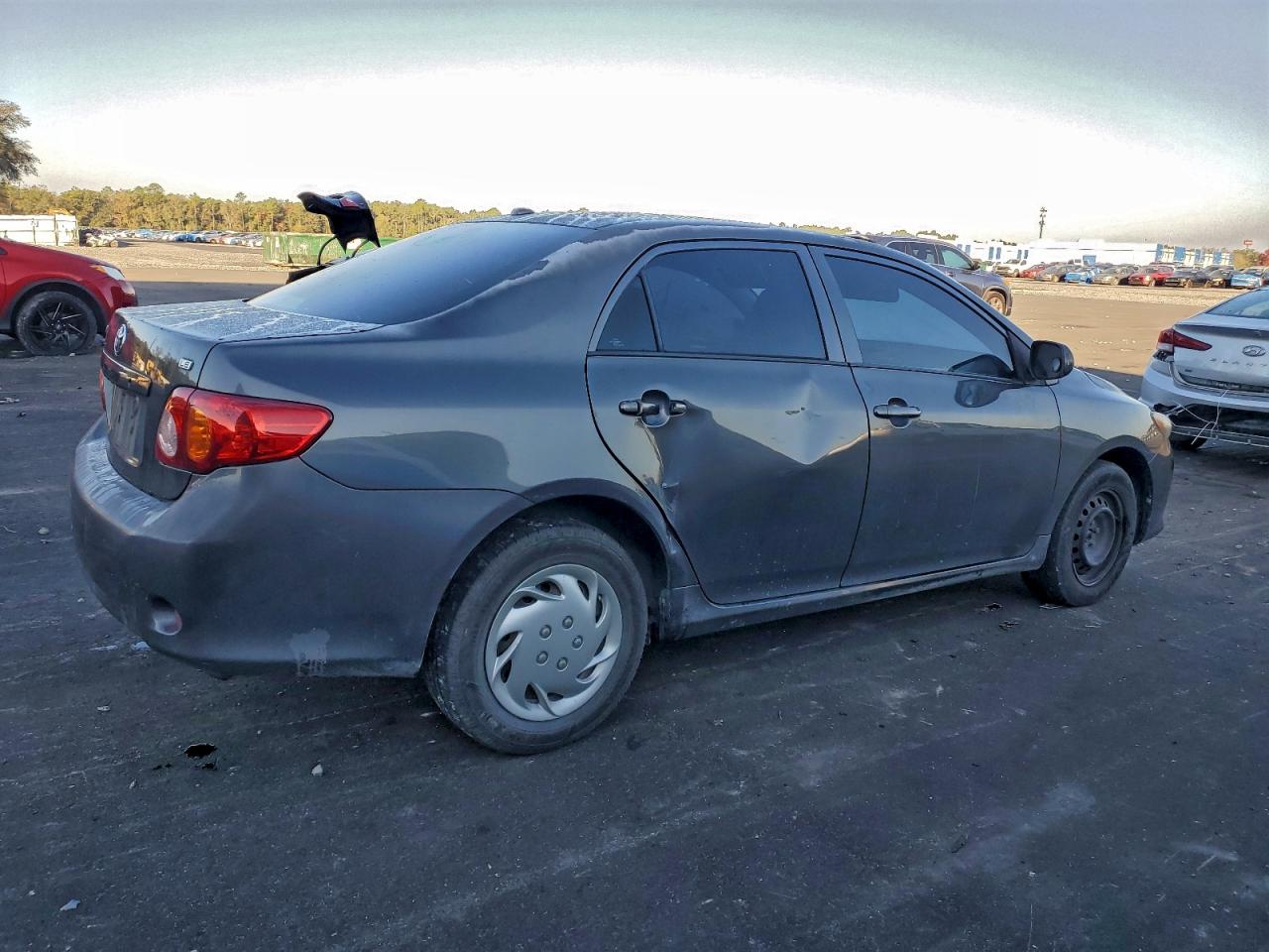 2010 TOYOTA COROLLA BASE photo 3