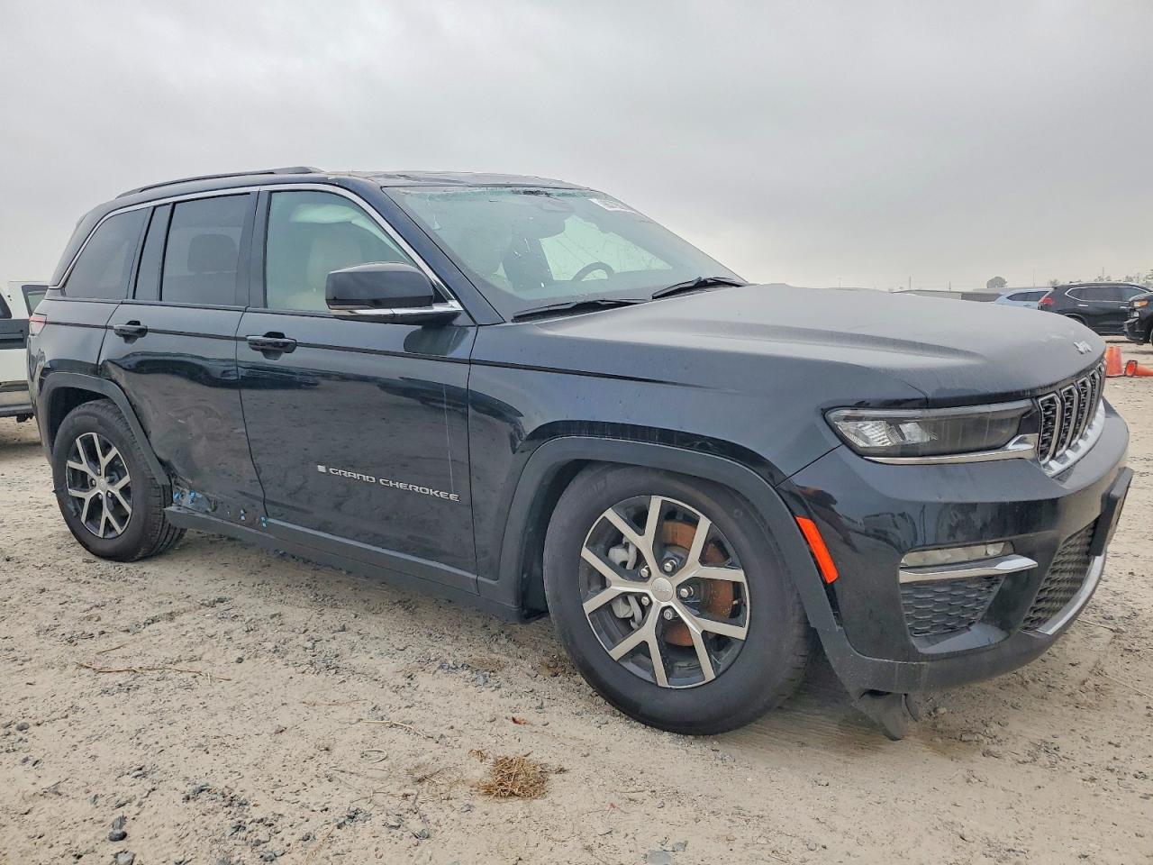 2024 JEEP GRAND CHEROKEE LIMITED photo 4