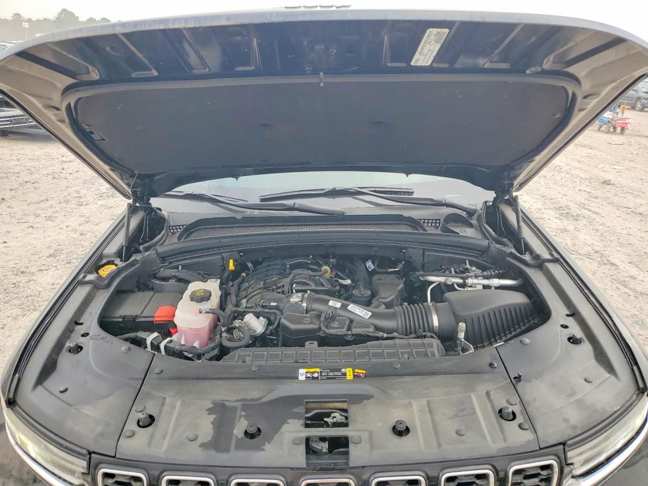 2024 JEEP GRAND CHEROKEE LIMITED photo 12