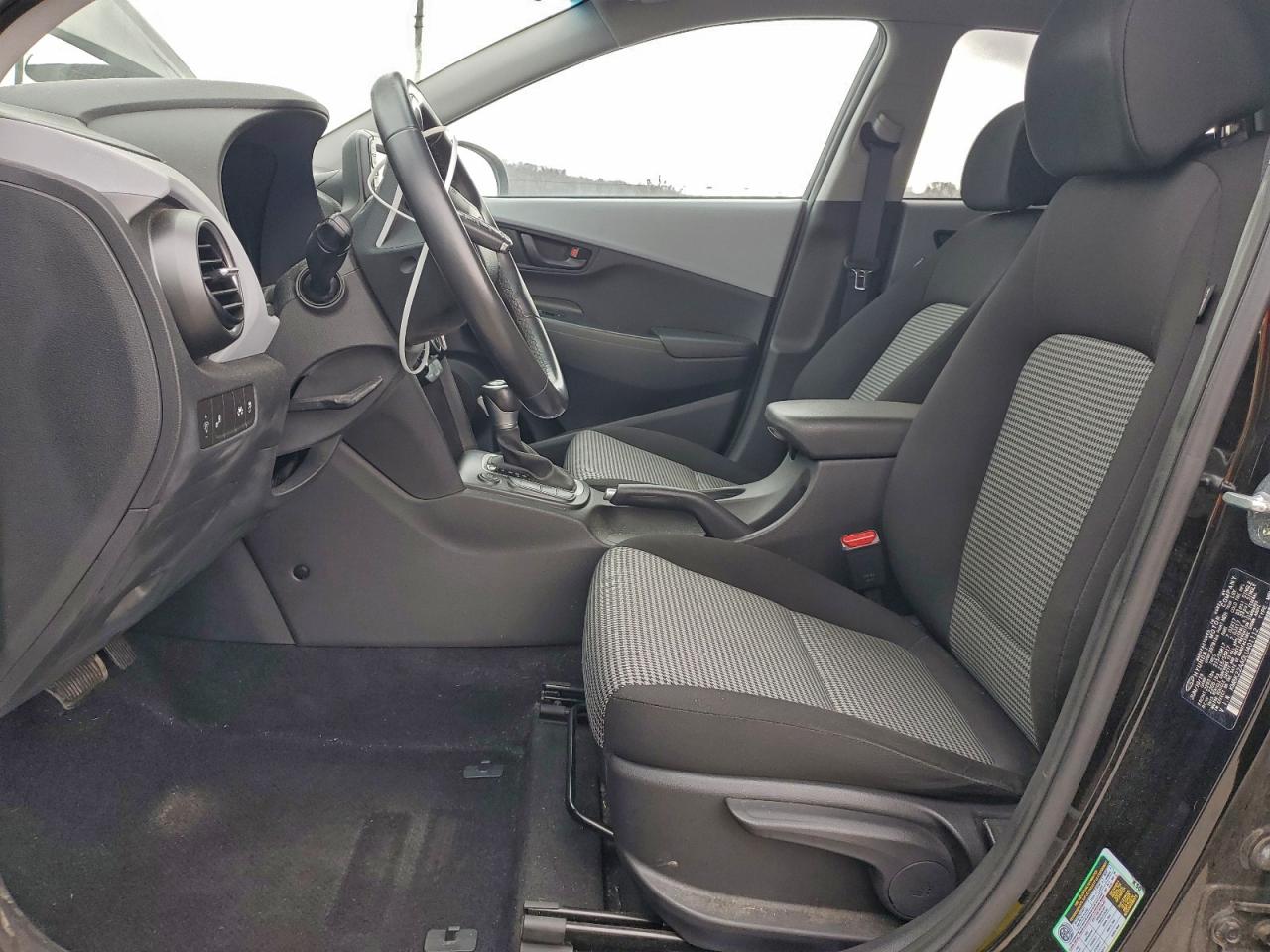 2020 HYUNDAI KONA SEL photo 7