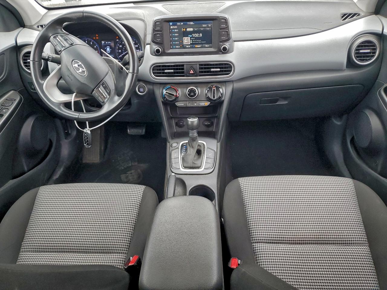 2020 HYUNDAI KONA SEL photo 8