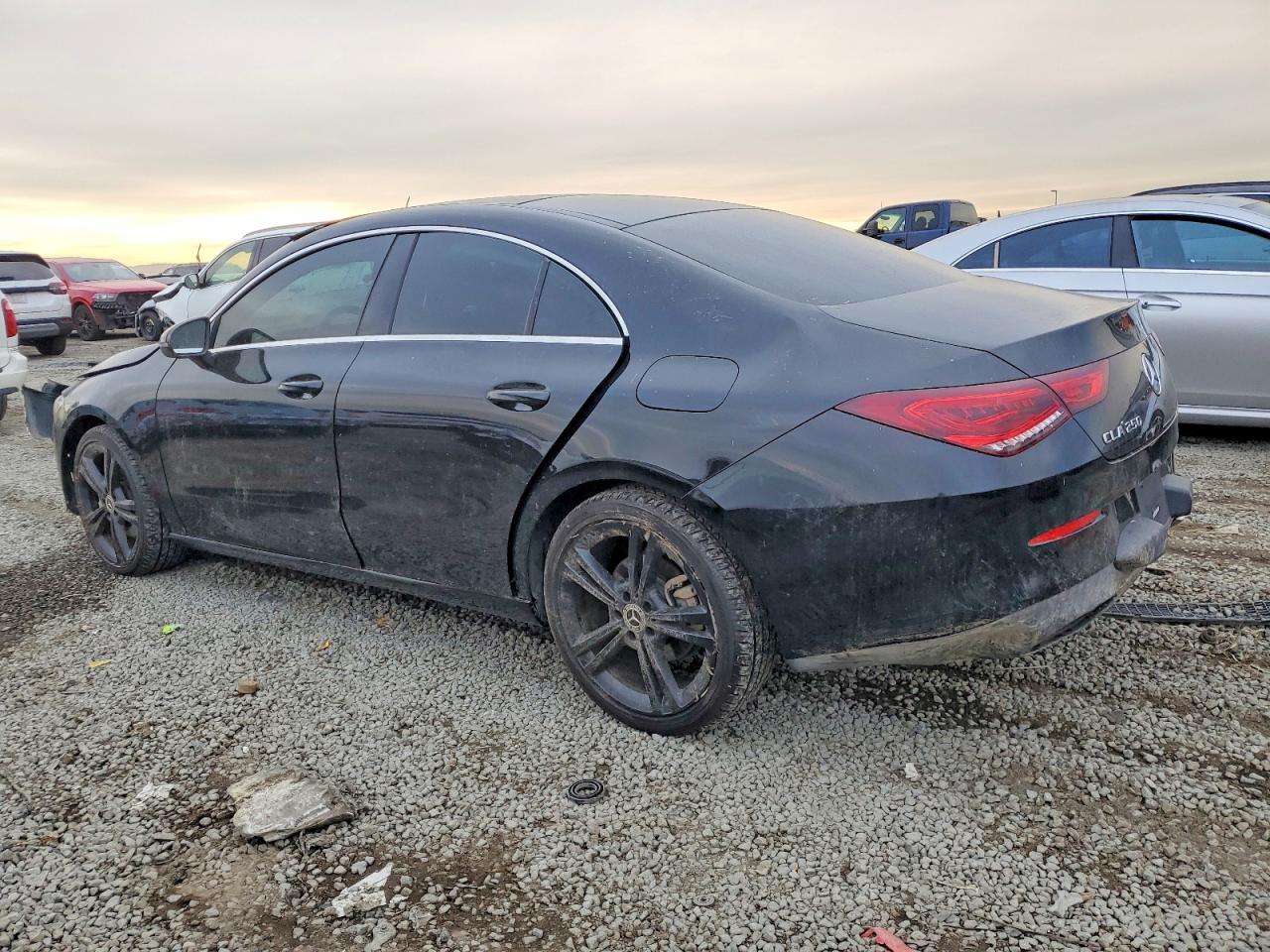 2020 MERCEDES-BENZ CLA 250 photo 2