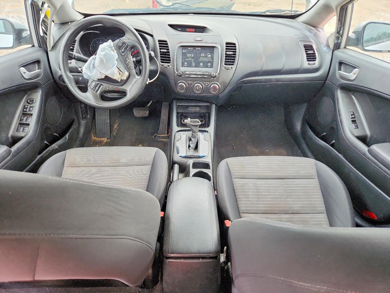 2018 KIA FORTE LX photo 15