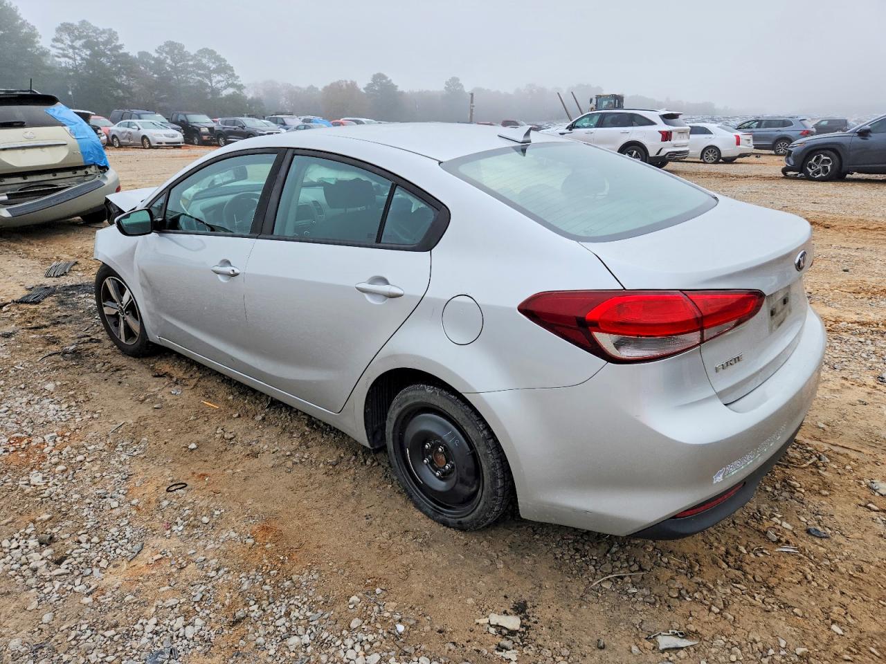 2018 KIA FORTE LX photo 3