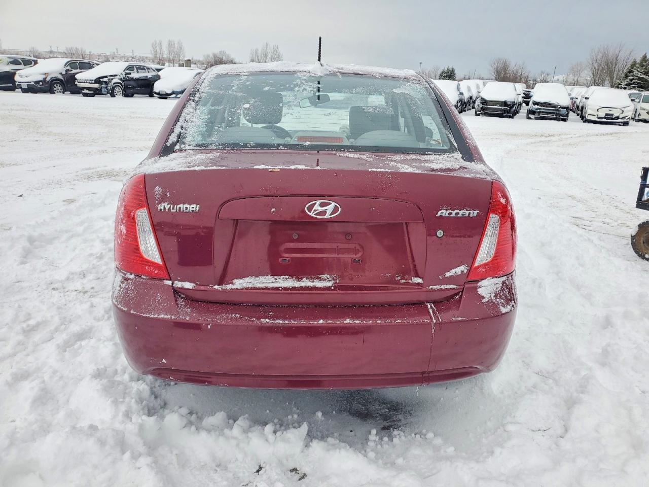 2010 HYUNDAI ACCENT GLS photo 6