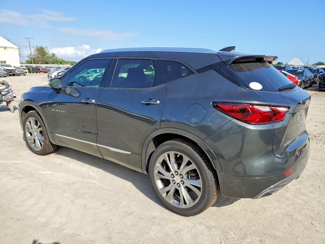 2020 CHEVROLET BLAZER PREMIER photo 2