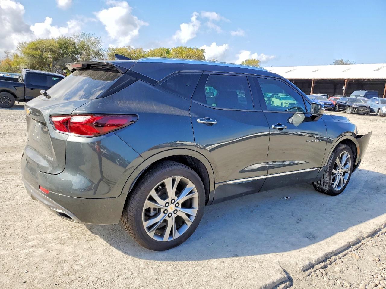 2020 CHEVROLET BLAZER PREMIER photo 3